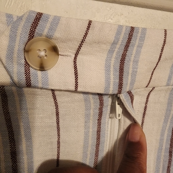 Loft Linen Blend Striped 5" Shorts Size 12 NWT - Picture 3 of 9